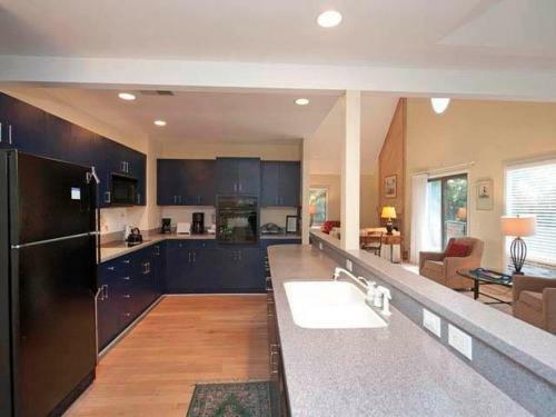 4 Grey Widgeon Holiday Home
