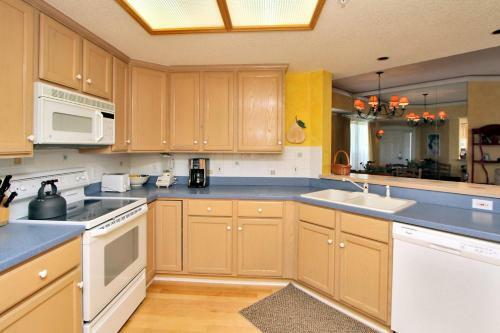 Villa 4506 Windsor Court North