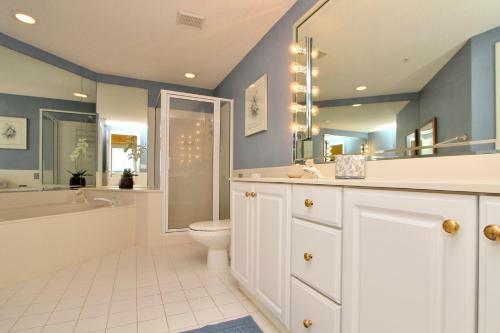 Villa 4506 Windsor Court North