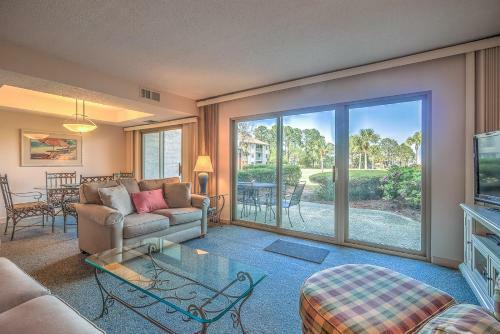 1746 Bluff Villa