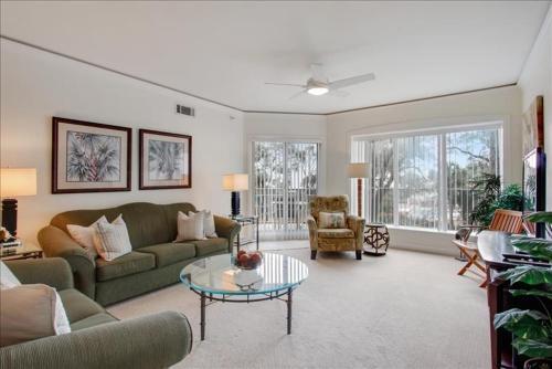 201 Windsor Place Villa