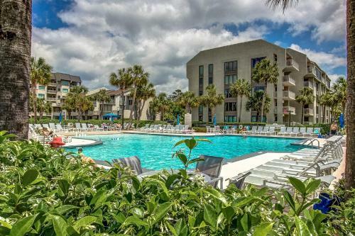 Villa 212 Shorewood