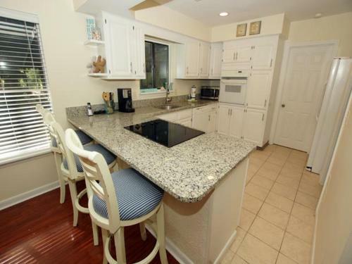 79 Kingston Dunes Rd Holiday Home