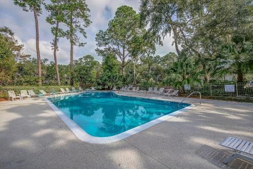 2311 Racquet Club Villas