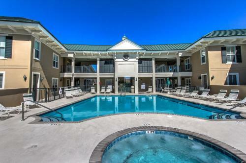 Villa 101 Northshore Place