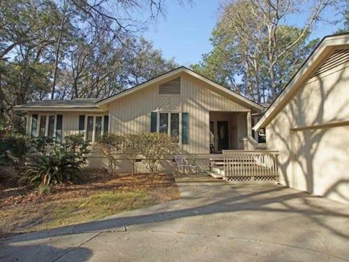 23 Heath Drive Holiday Home