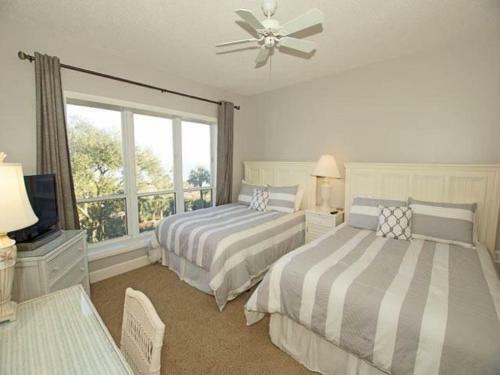 4401 Windsor Court Villa
