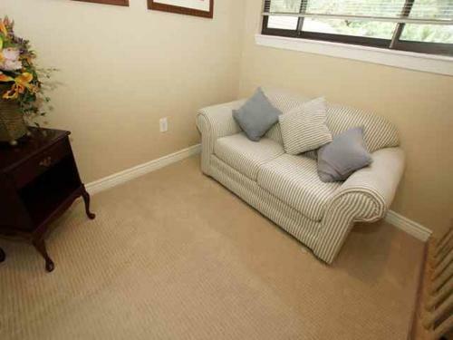 16 Hickory Cove Villa