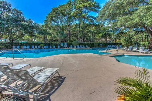 1671 Bluff Villa