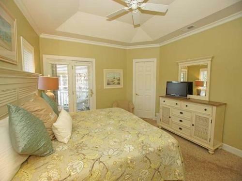 8130 Wendover Dunes Villa