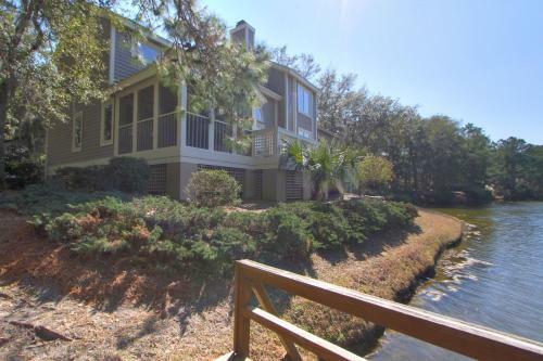 Villa 7634 Huntington