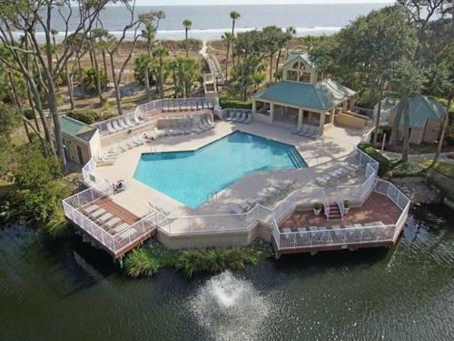 407 Barrington Arms Villa