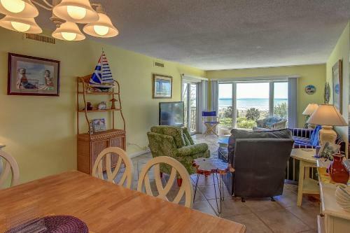Villa 309 Shorewood