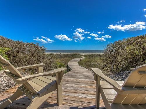 8 East Beach Lagoon