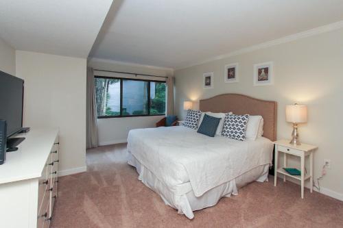 5003 Treetops Villa
