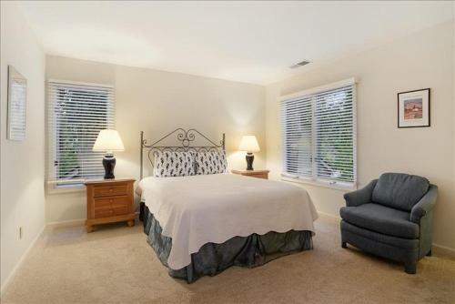11 St George Home