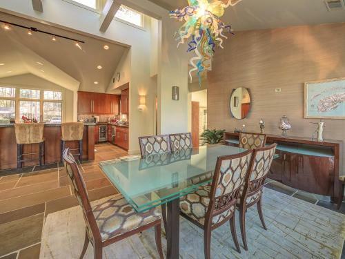 75 Baynard Cove