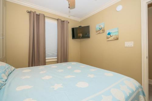 331 Breakers Villa