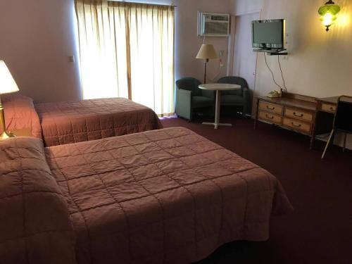 Hollywood Premiere Motel