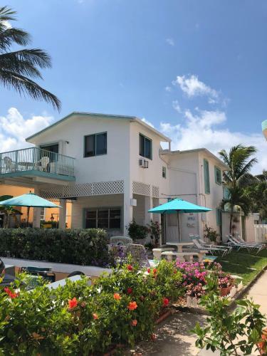 Hotel Atlantic Sands Beach Suites
