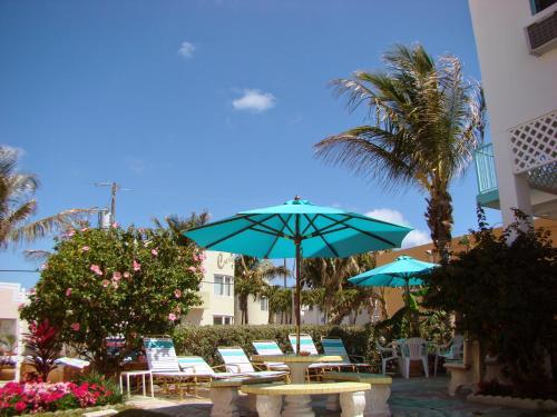 Hotel Atlantic Sands Beach Suites