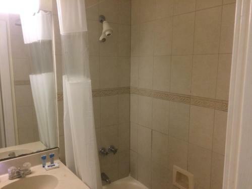 Hollywood Beach Resort- Petite Studio