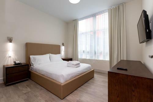 Ch Deluxe Apartments