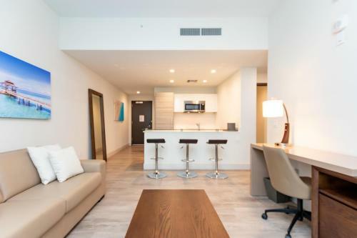 Ch Deluxe Apartments