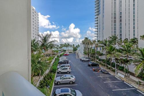 2beds 2baths Apartment On The Beach!