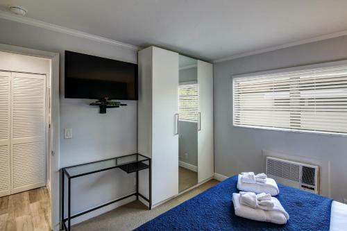 Motel May-dee Suites In Florida