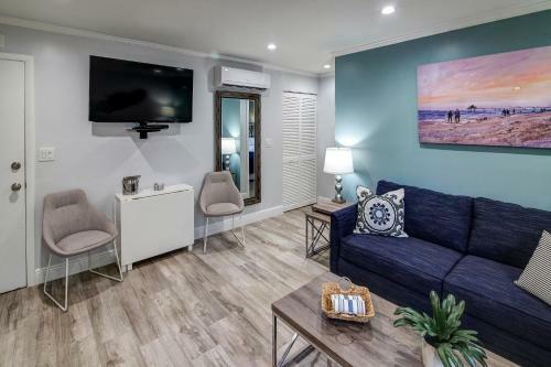 Motel May-dee Suites In Florida