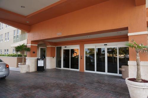 Apartamento 2080 Condominium On The Beach