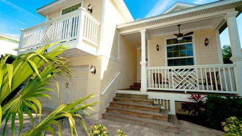 Palm Villa Three Bedroom Home