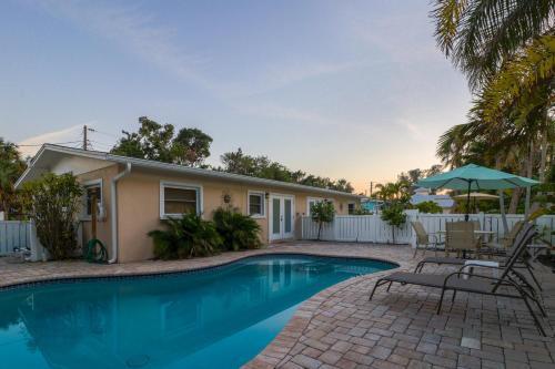 Blue Wave Villa East