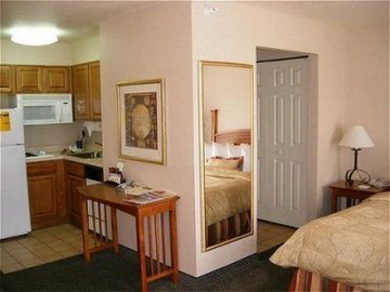 Hotel Staybridge Suites Co Springs Air Force