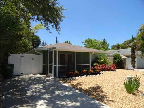 Bman Beach Cottage