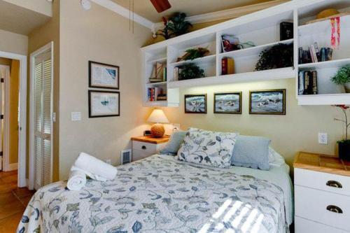 Palm Isle Village 3208