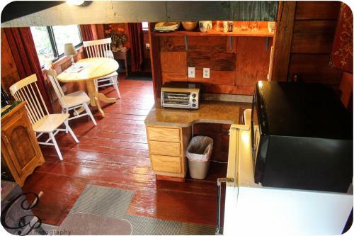 Lodge Cottonwood Cabins