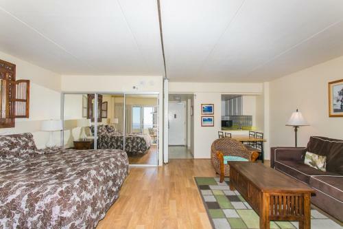 Ilikai Tower 2018 Lagoon View 1br