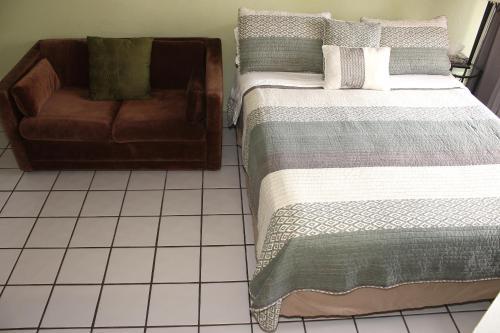 Apartamento Prince Edward Condo 602a