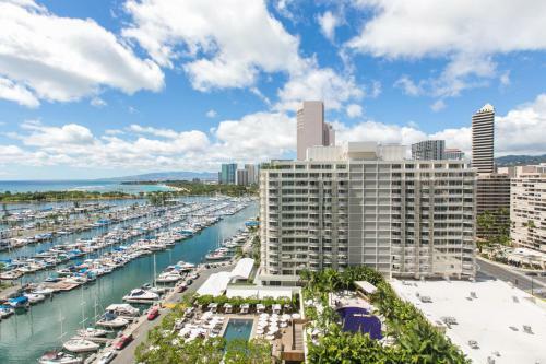 Ilikai Tower 1533 Yacht Harbor View 1br