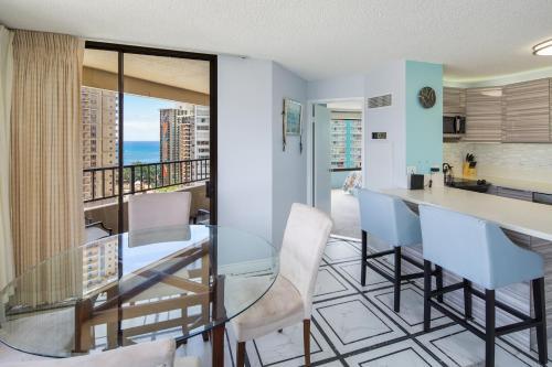 Discovery Bay 2br Suite 14
