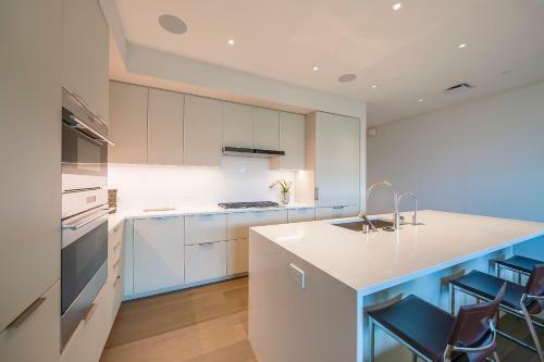 Parklane 6802 2bd 1k2d
