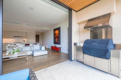Parklane 6802 2bd 1k2d