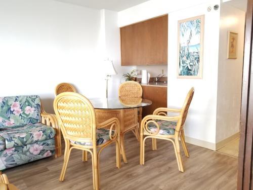 Ilikai Tower 1421 City View 1br