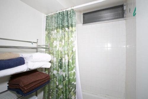 Apartamento Prince Edward Condo 710a