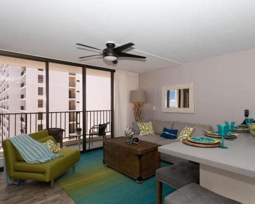 Waikiki Banyan Tower 2 Suite 3208