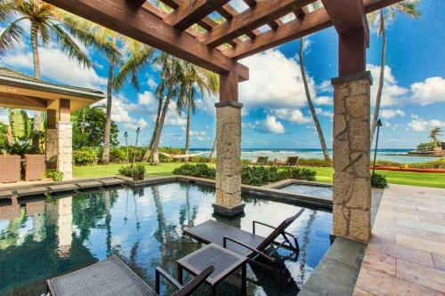 Banyan House