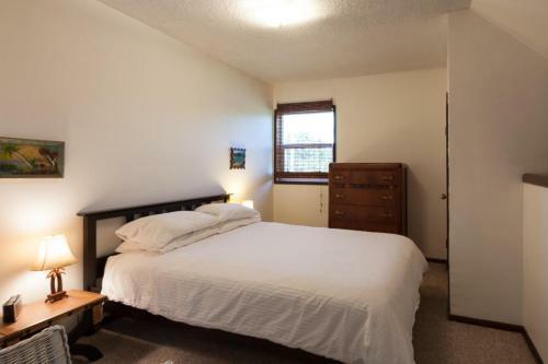 Heartbreak-rvr/mt View-4br/2ba