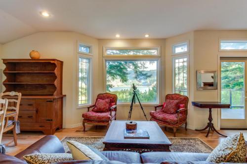 Mitchell Point Retreat